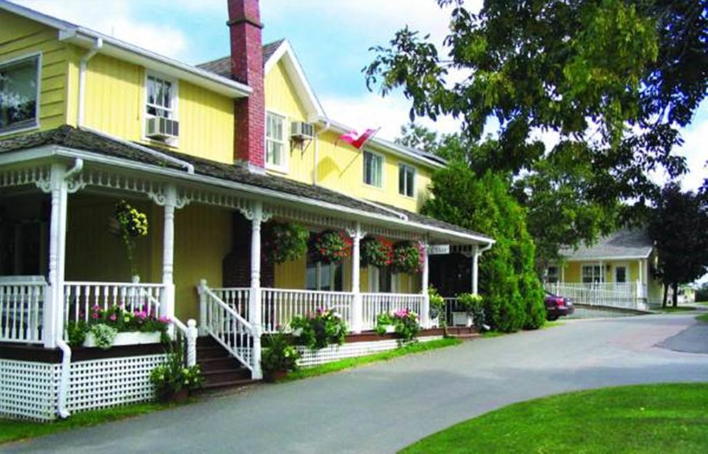 Shining Waters Country Inn Cavendish Exterior foto